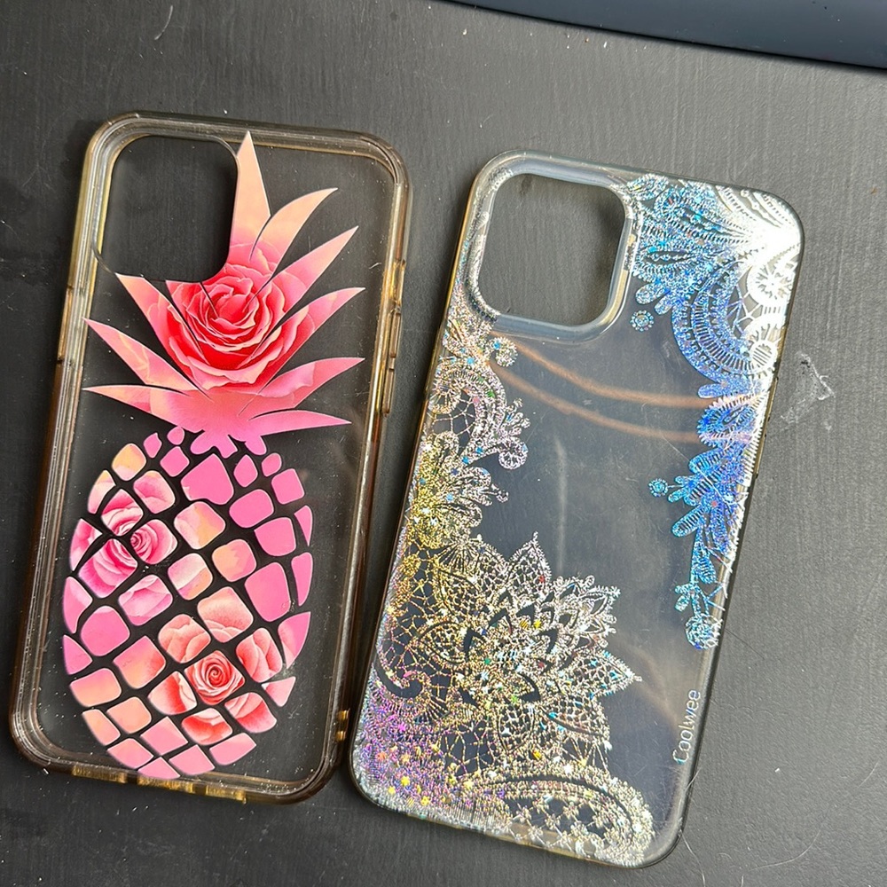 2 iPhone 12 Pro max cases
